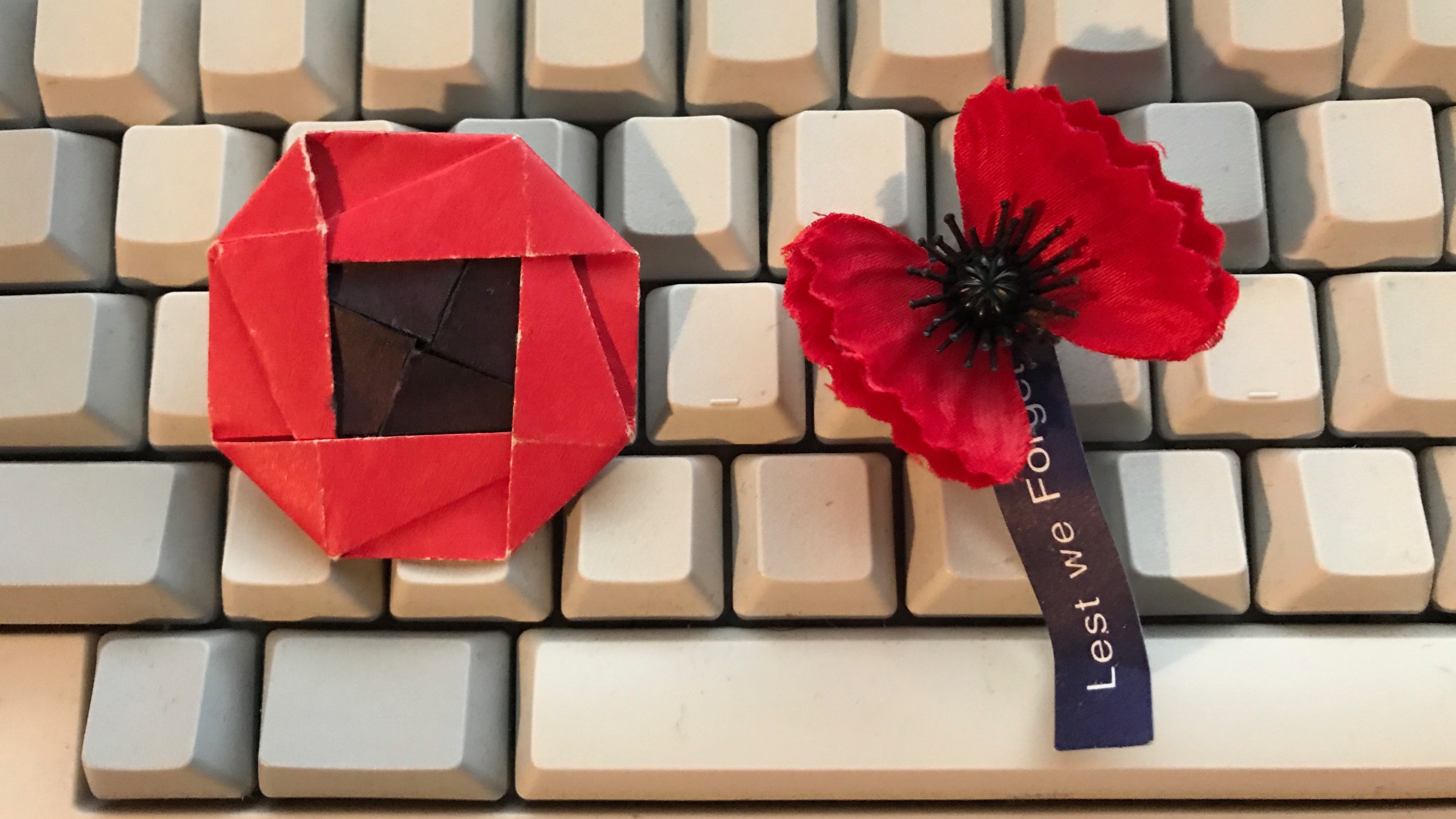 Origami poppy